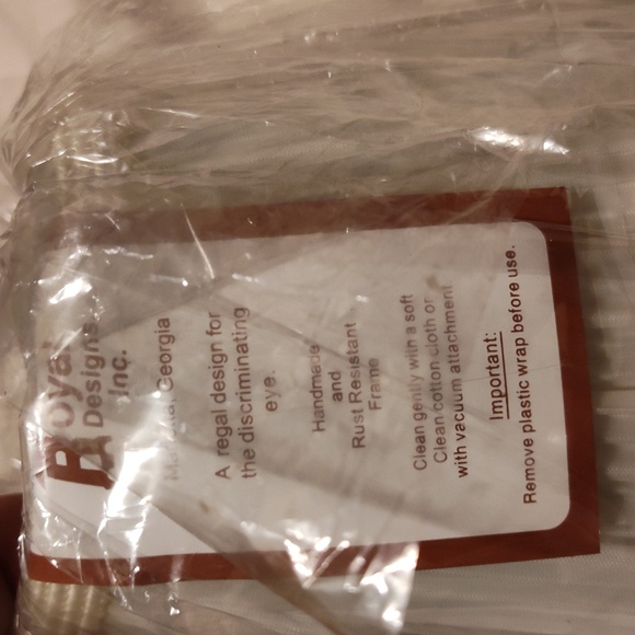 Lamp shade (small clip on bulb design) by Royal Designs - Picture 2 of 5